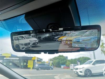 2022 Toyota Alphard - Thumbnail