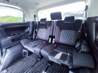 2022 Toyota Alphard - Thumbnail