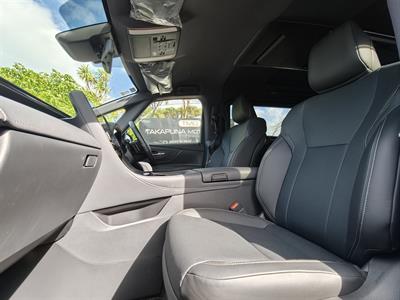 2025 Toyota Alphard - Thumbnail