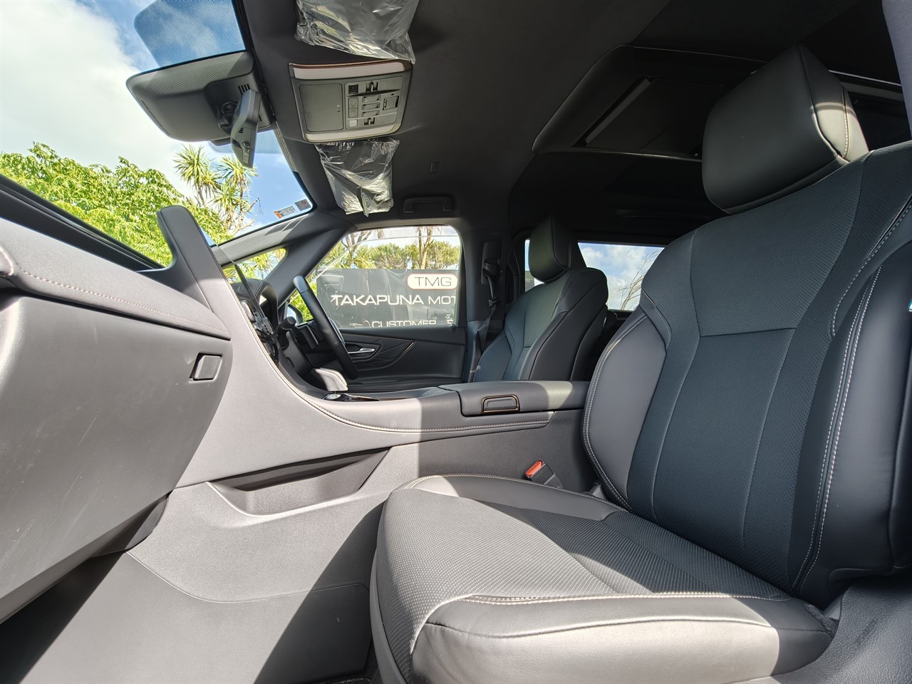 2025 Toyota Alphard