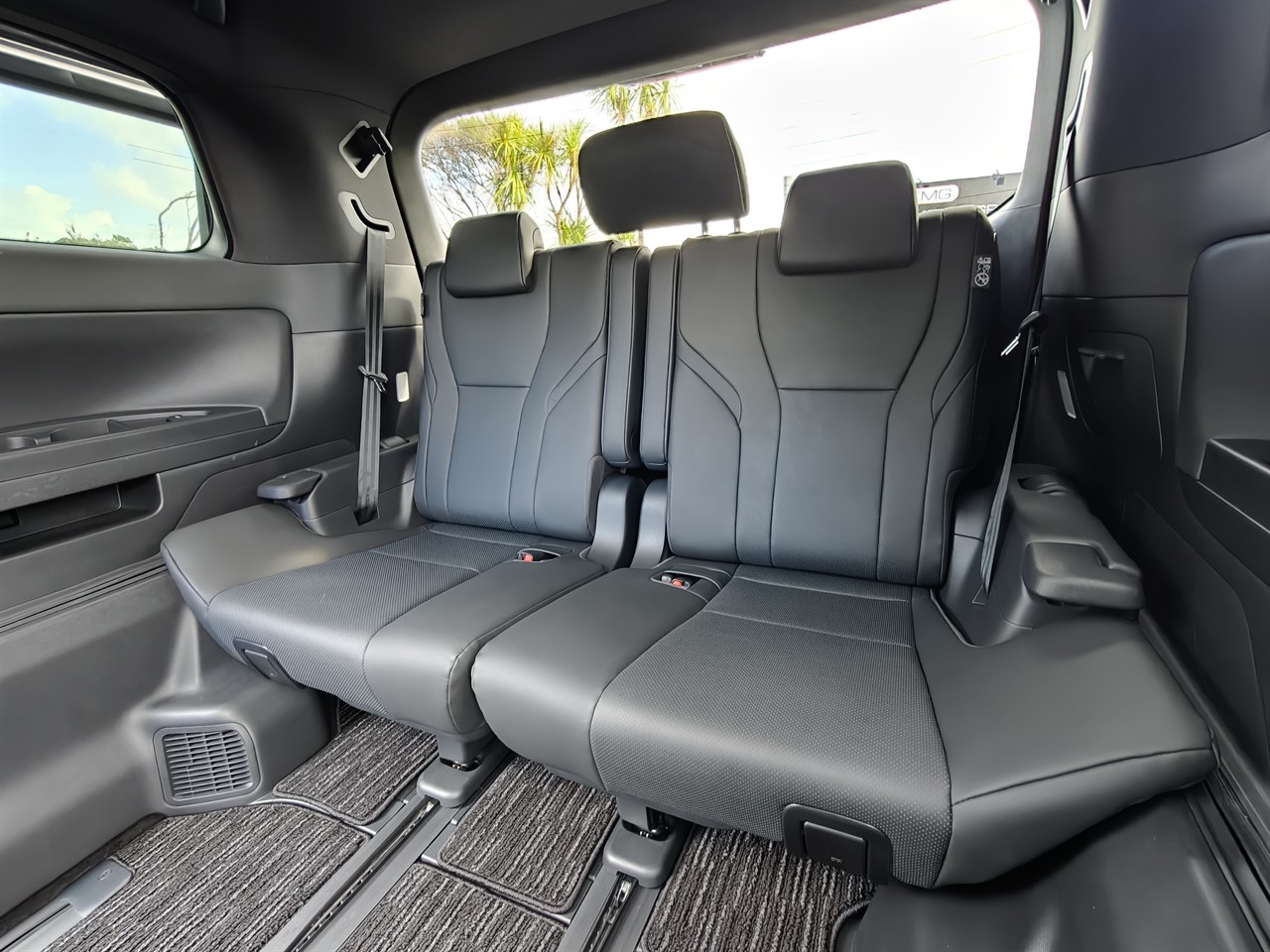 2025 Toyota Alphard