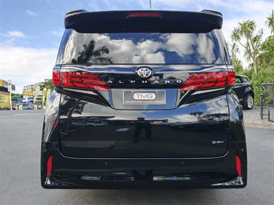 2025 Toyota Alphard - Thumbnail