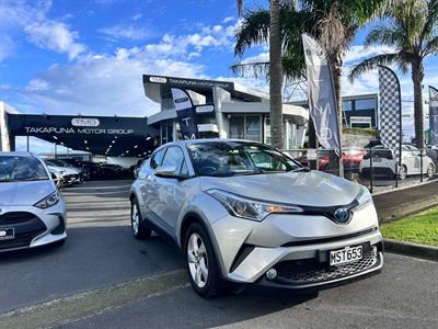 2017 Toyota C-HR - Thumbnail