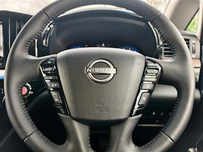 2025 Nissan Elgrand - Thumbnail