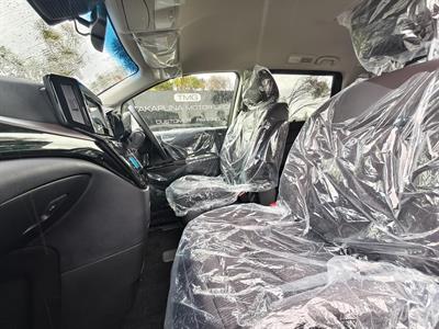 2025 Nissan Elgrand - Thumbnail