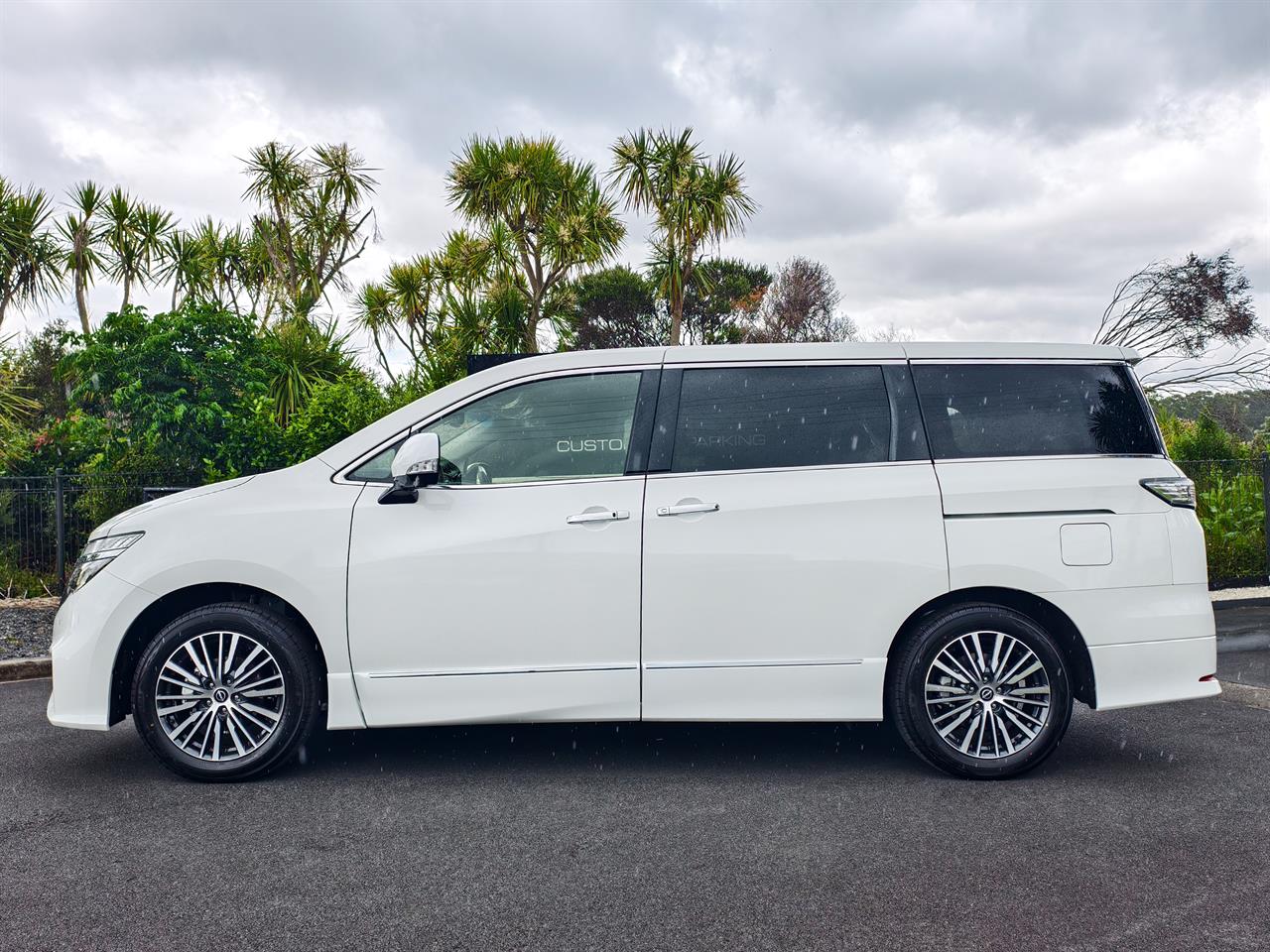 2025 Nissan Elgrand