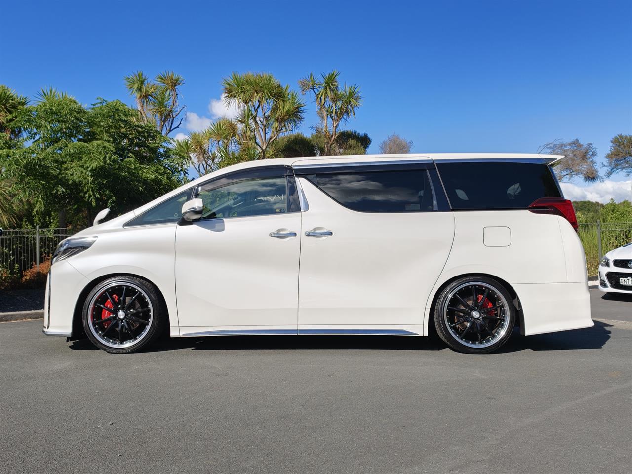 2020 Toyota Alphard