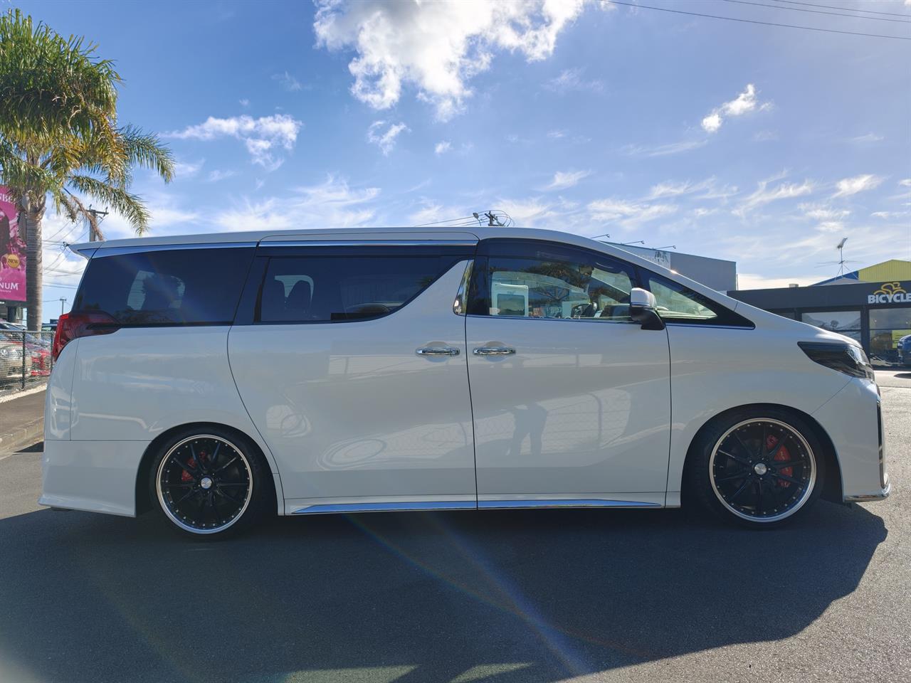2020 Toyota Alphard