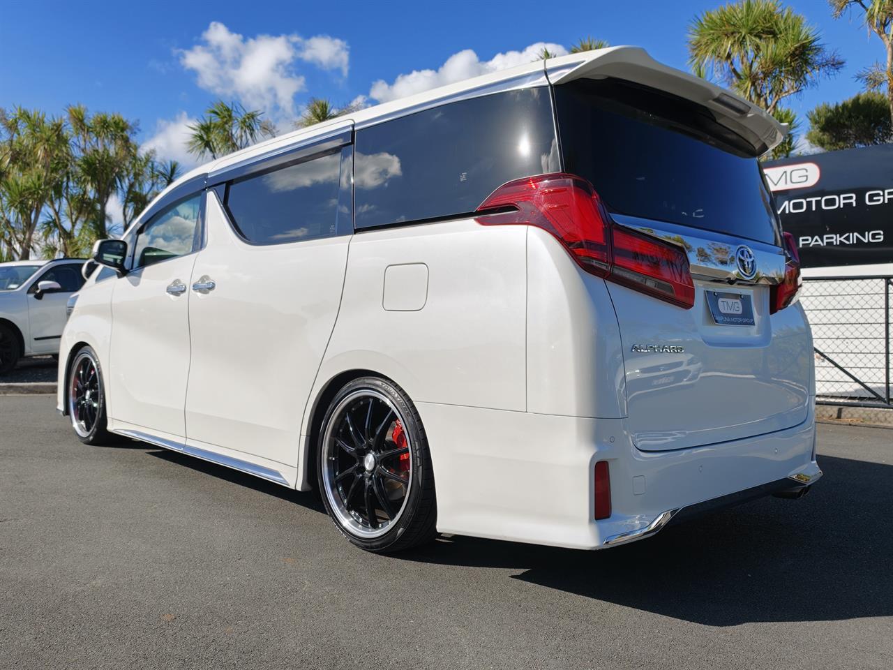 2020 Toyota Alphard