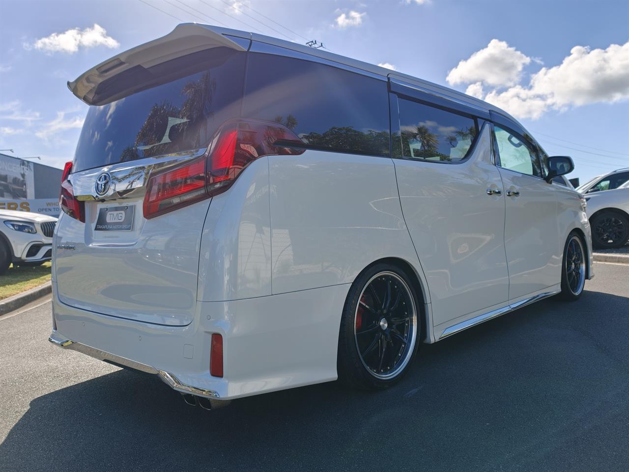 2020 Toyota Alphard