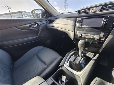 2019 Nissan X-Trail - Thumbnail