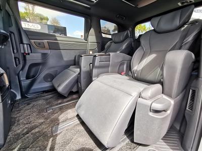 2024 Toyota Alphard - Thumbnail