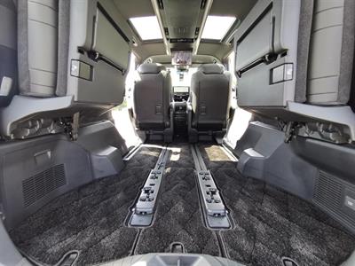 2024 Toyota Alphard - Thumbnail