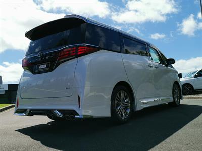 2024 Toyota Alphard - Thumbnail