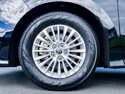 2025 Toyota Alphard - Thumbnail