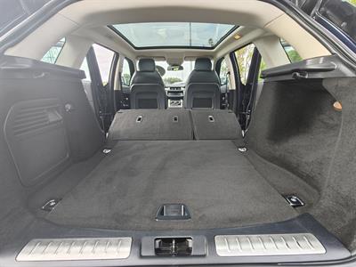 2019 Land Rover Range Rover Evoque - Thumbnail