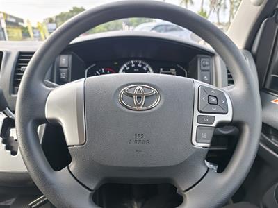 2026 Toyota Hiace - Thumbnail