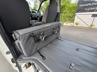 2026 Toyota Hiace - Thumbnail