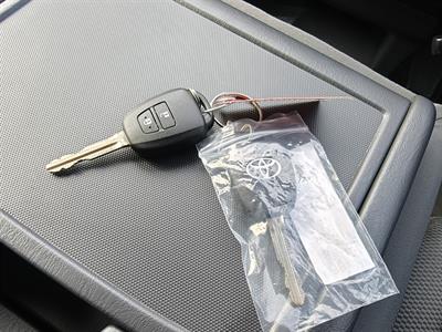 2026 Toyota Hiace - Thumbnail