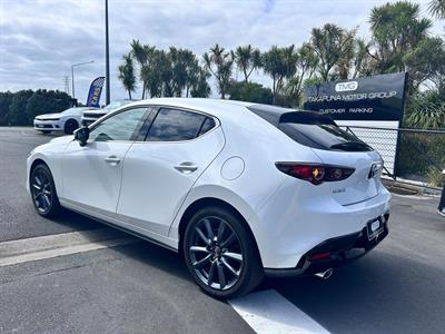 2023 Mazda Mazda3 - Thumbnail