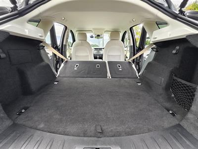 2019 Jaguar E-PACE - Thumbnail