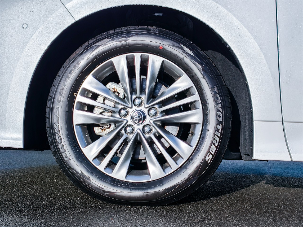 2025 Toyota Alphard
