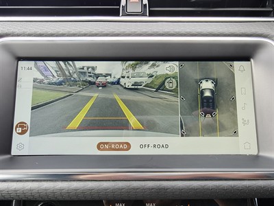 2022 Land Rover Range Rover - Thumbnail