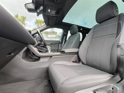 2022 Land Rover Range Rover - Thumbnail