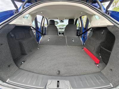 2019 Jaguar E-PACE - Thumbnail