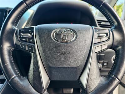 2020 Toyota Alphard - Thumbnail