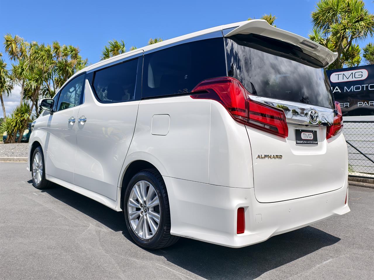 2020 Toyota Alphard
