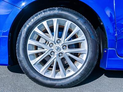 2014 Toyota Camry - Thumbnail