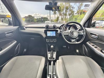 2023 Suzuki Swift - Thumbnail