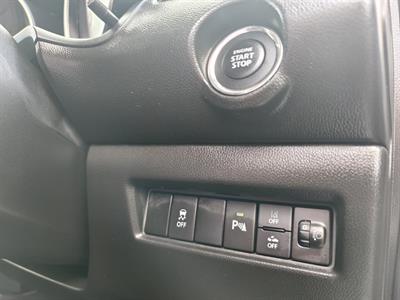 2023 Suzuki Swift - Thumbnail