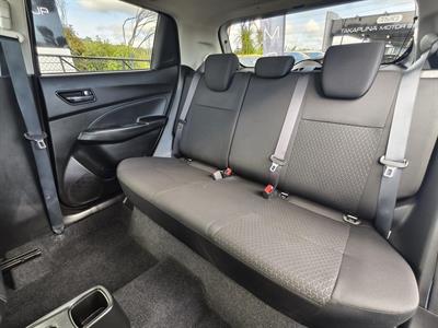 2023 Suzuki Swift - Thumbnail