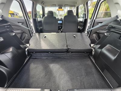 2023 Suzuki Swift - Thumbnail