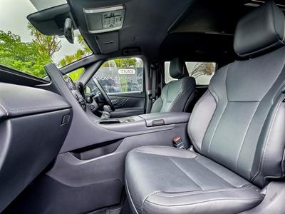 2025 Toyota Alphard - Thumbnail