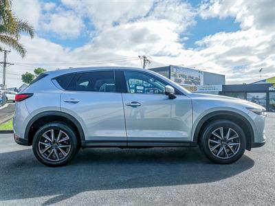 2017 Mazda CX-5 - Thumbnail