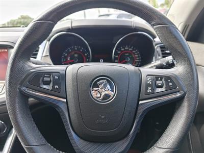 2016 Holden Commodore - Thumbnail