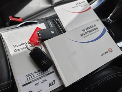 2016 Holden Commodore - Thumbnail