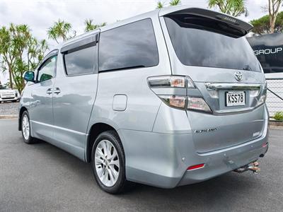 2009 Toyota Alphard - Thumbnail