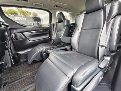 2020 Toyota Alphard - Thumbnail