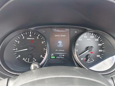 2020 Nissan X-trail - Thumbnail