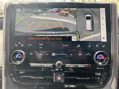 2025 Toyota Alphard - Thumbnail