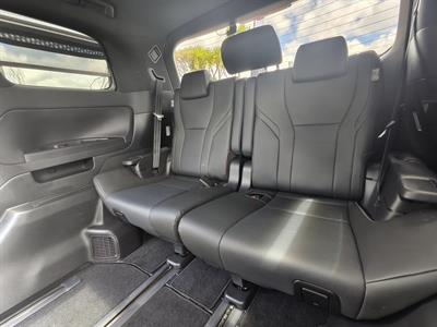 2025 Toyota Alphard - Thumbnail