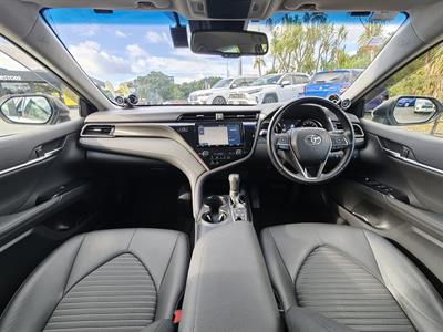 2019 Toyota Camry - Thumbnail