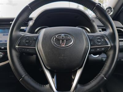 2019 Toyota Camry - Thumbnail