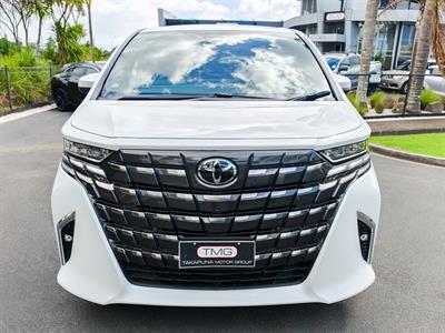2025 Toyota Alphard - Thumbnail
