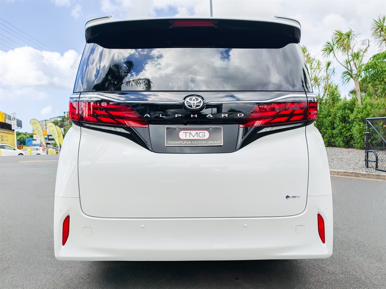 2025 Toyota Alphard