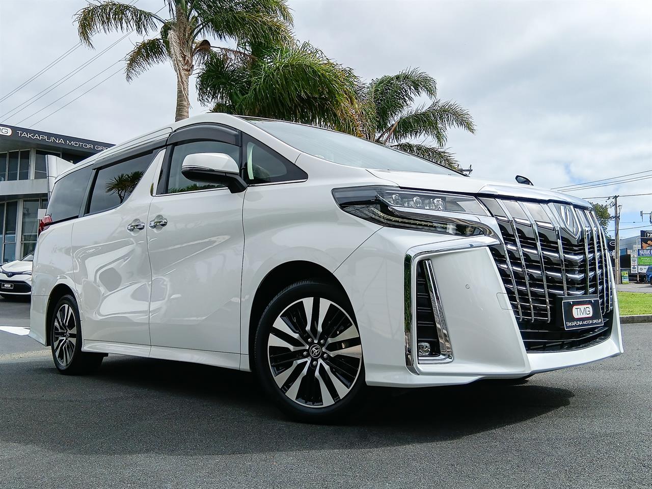 2022 Toyota Alphard